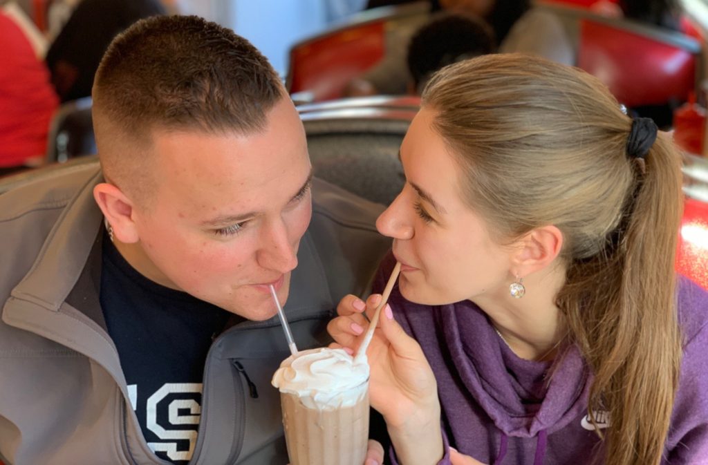 11 Best Tips to Survive Long Distance